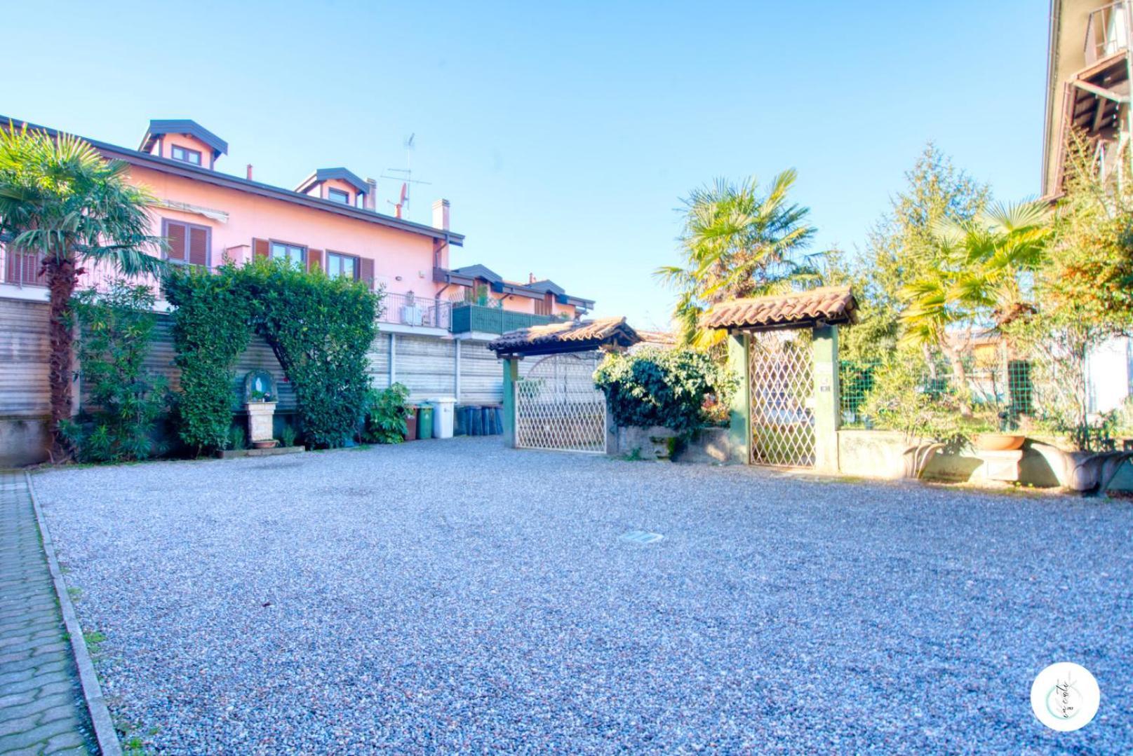 Apartamento In Curti 1913 Parabiago Exterior foto